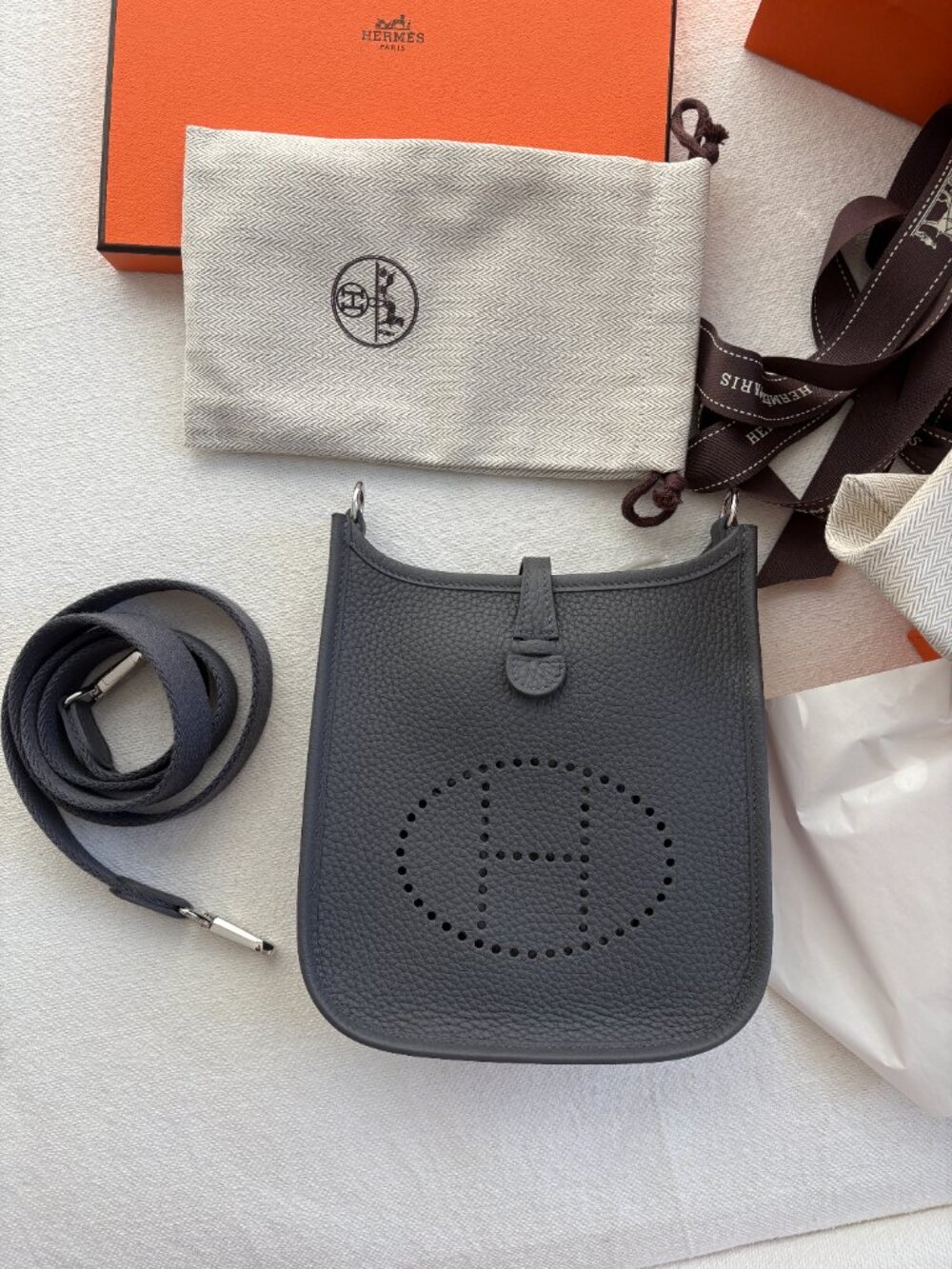 Hermes Mini Evelyne 16 bag ardoise